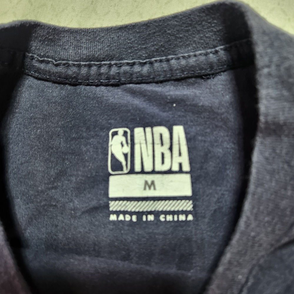 NBA National Basketball Association Shirt MEDIUM Navy Blue - Picture 4 of 9